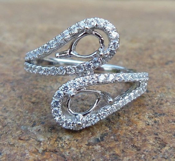14K White Gold Diamond Ring: Pear Cut Engagement Semi Mount