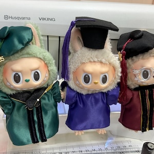 Handmade Labubu Graduation Cap and Gown Set, Custom Outfit immagine 2