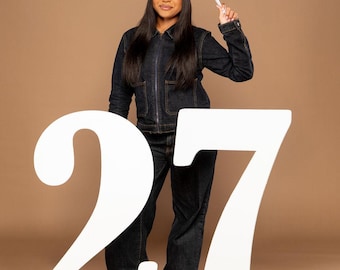 Senior Photo Prop: Class of 2027 Graduation Sign