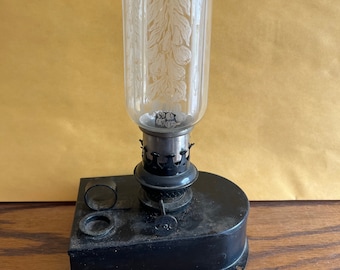 Lámpara de queroseno antigua para pasajeros de ferrocarril con chimenea muy decorativa