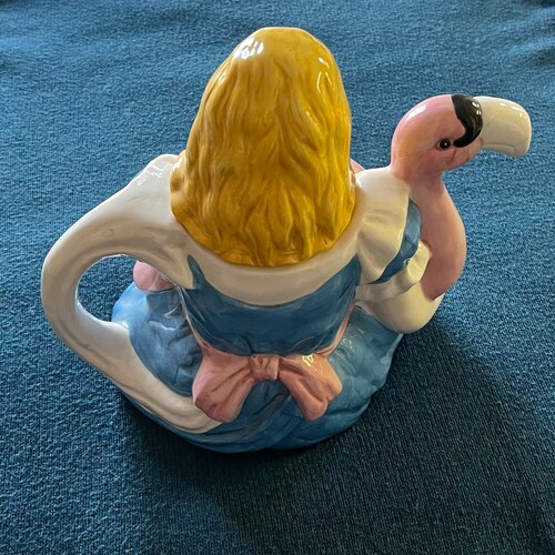 Rare HTF Alice in Wonderland Flamingo Teapot shops