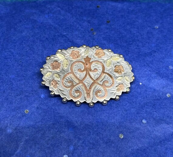 Antique 1880s English Sterling and gold brooch by… - image 3