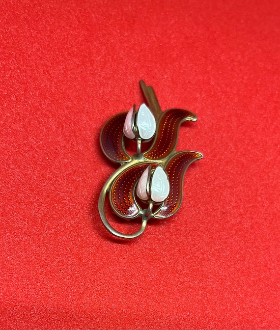 Aksel outlet holmsen brooch