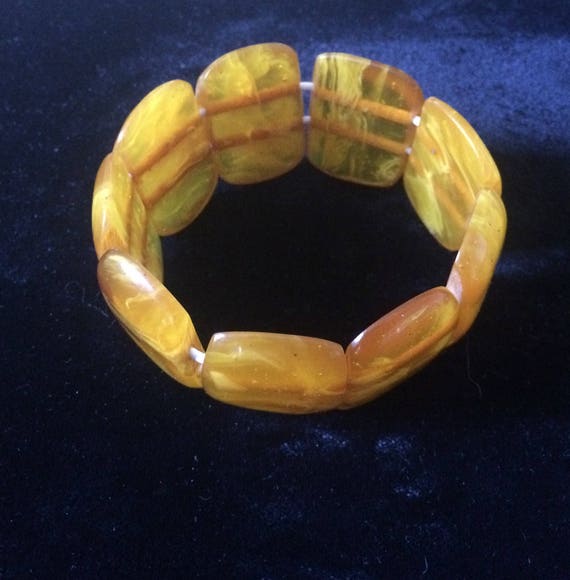 Vtg Butterscotch Amber Bakelite Marbled stretch b… - image 2