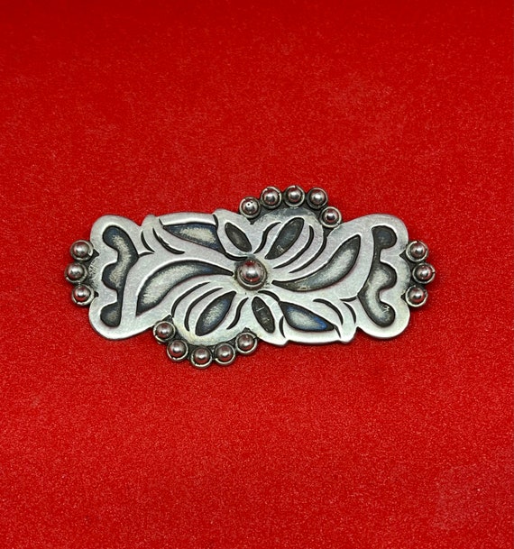 Vtg 1940s abstract floral sterling silver brooch