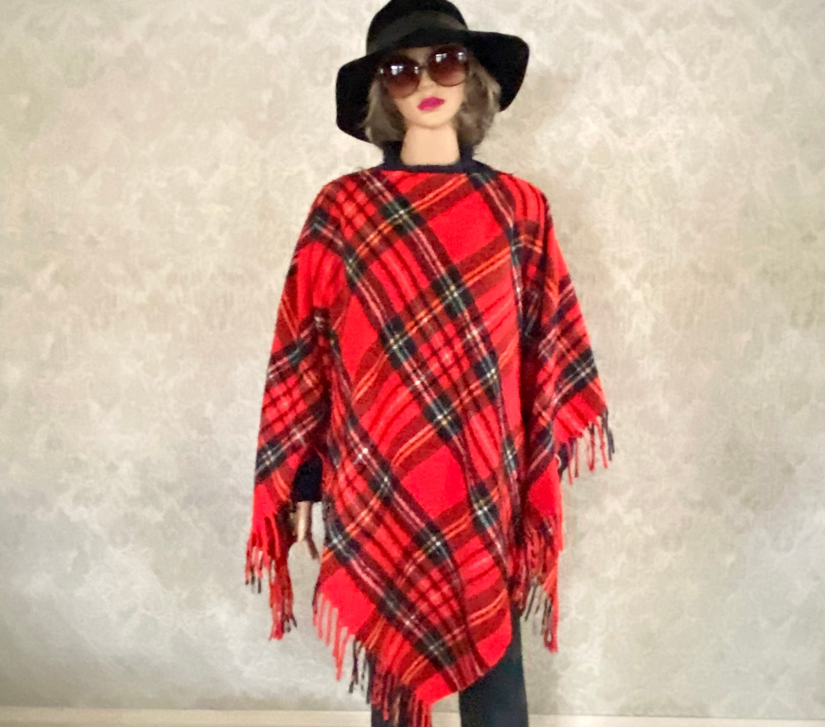 Vintage Tartan Poncho - Etsy Vintage Tartan Poncho - Etsy