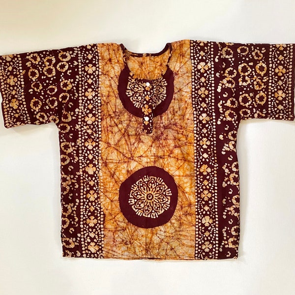 Vintage Tie Dye Tunic | Vtg Batik Top | Hippie Short Sleeve Blouse | Boho Cotton Shirt