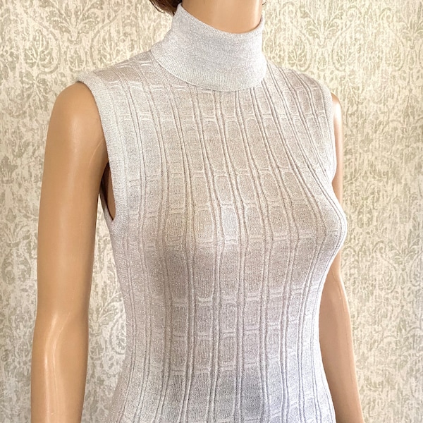 Metallic Foil Turtleneck Sleeveless Knit Sweater in Gold