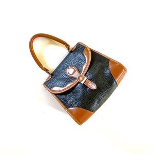 Bolso vintage de los años 80 y 90 / Cartera con asa superior en negro y marrón / Bolso de piel vintage / Bolso estilo médico mediano