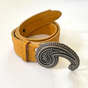 Vintage Leather Belt: Honey Mustard Paisley Buckle, 80s Accessory