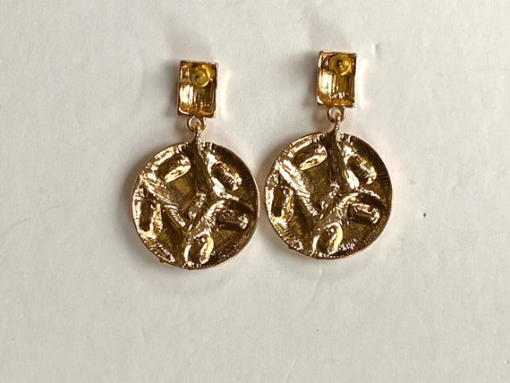 Vtg 2 Pair Jewel Tone Earrings | Gaudy Gold Vinta… - image 7