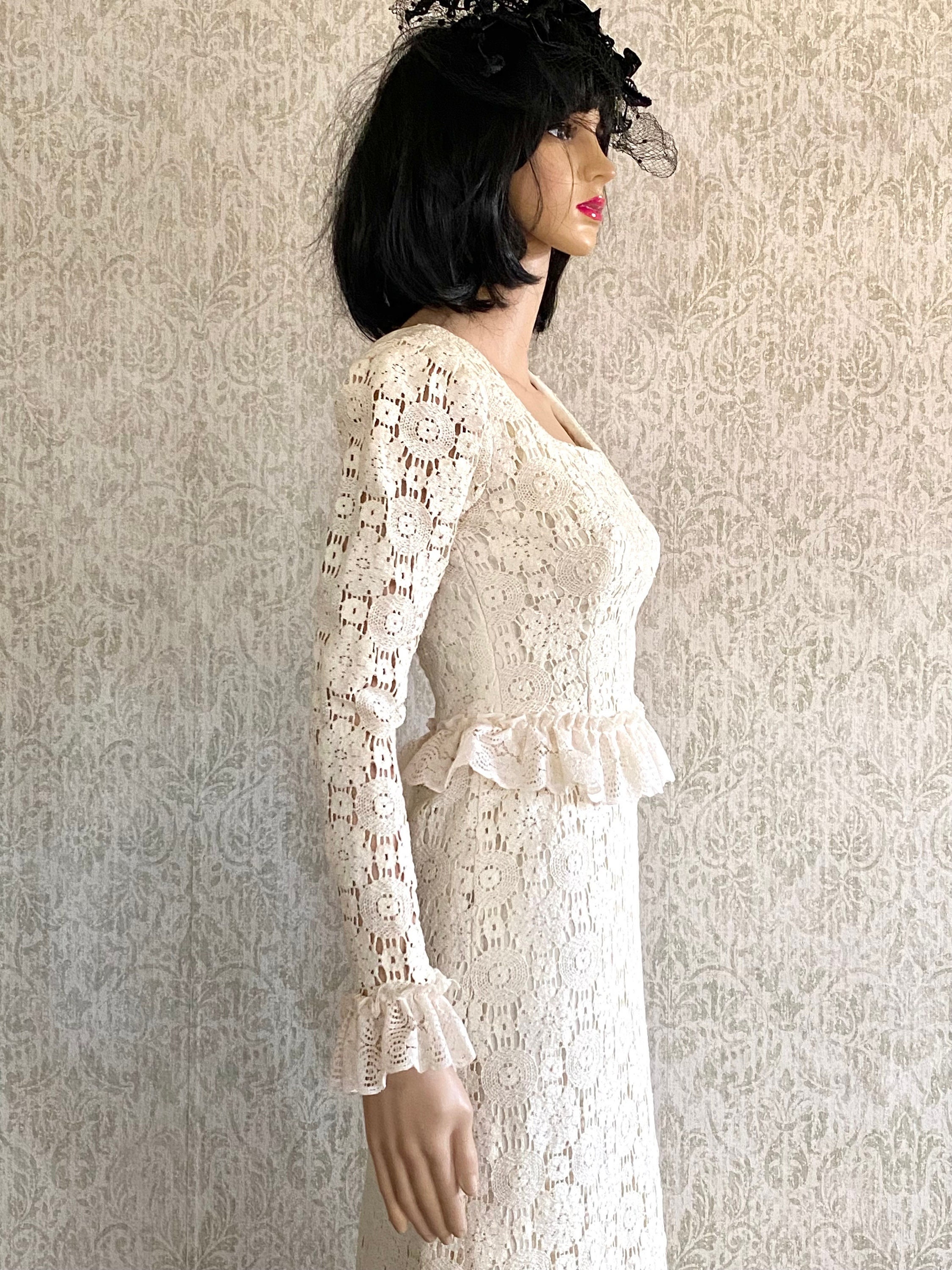 Vintage Lace Wedding Dress: Handmade 1960s Cream Bridal Gown