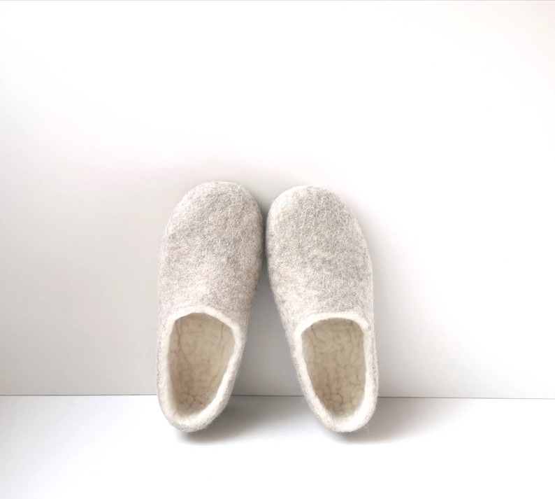 Felted white beige natural wool women slippers image 2