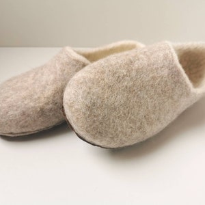 Felted white beige natural wool women slippers image 9