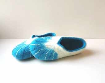 Felted women slippers , felted wool slippers , felt slippers , felt wool slippers , house shoes , women's slippers , white  turquoise shoes