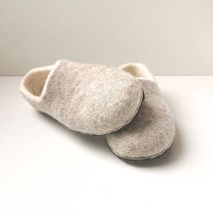 Felted white beige natural wool women slippers image 3