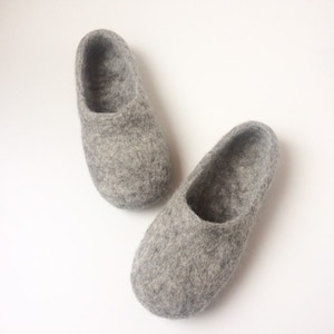 Felted natural grey wool women slippers. Handmade to order