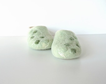 Handmade Felted Wool Slippers: Women's House Shoes with Leather Sole