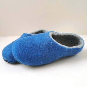 Pantofole in feltro in lana grigio blu naturale