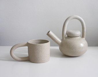 THE SILENT TEAPOT // Teapot // One of a kind // Handmade ceramics. Tea essentials. Daily essentials. Little Luxuries.