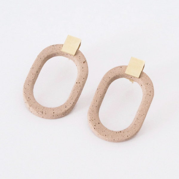 MINOO // Speckled stoneware and Bronze Earrings // New Collection