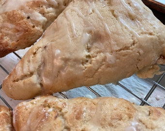 Honey Apricot Scones, Scones, Homemade Scones, Bakery Scones, Sweet Biscuits, Apricot Scones