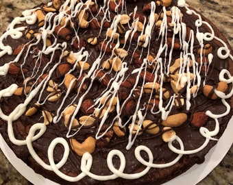 Brownie pizza , Gourmet brownie pizza pie,