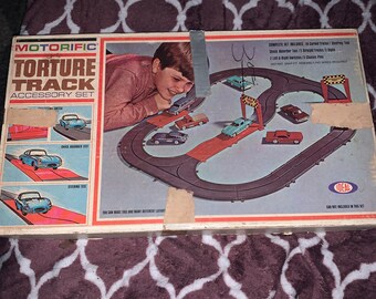 motorific torture track cars