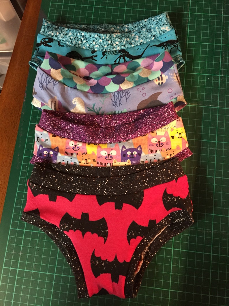 underwear Rainbow pick your size Kids children cotton pants undies comfort Multi pack of Mummy/'s happy pants 5 pairs