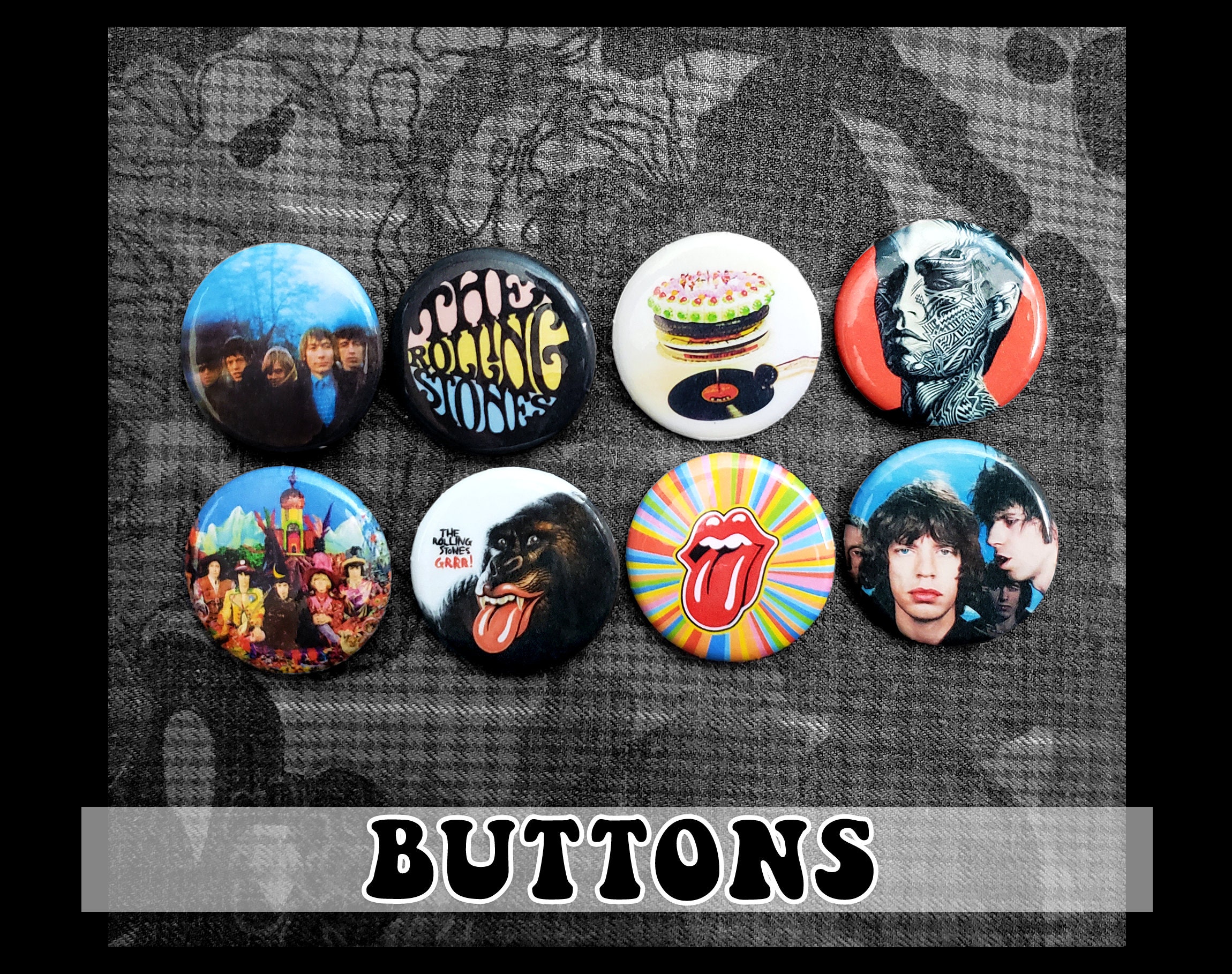 Rolling stones buttons. Rolling stones buttons. The rolling stones надпись. Rolling stones london 1966. Between the buttons обложка.