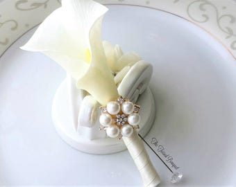 Groom Boutonniere, White, Flower, Pearl Brooch, Men Lapel Pin, Wedding Buttonhole, Boutineer, Prom, White Boutonniere, Brooch Boutonniere