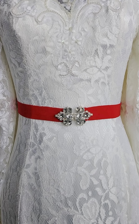The 27 Best Wedding Dress Belts