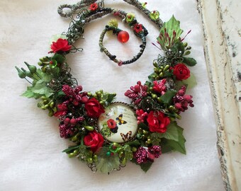 Flowers butterfly forest fairy floral bib necklace vintage boho red green nature poppy glass cabochon garden bugs spring summer jewelry gift