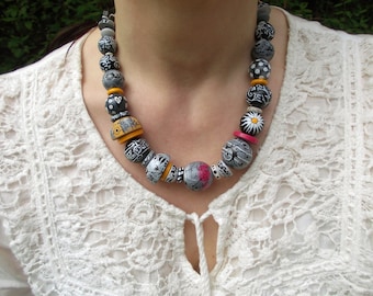 Unique Hand Painted colorful wood beads necklace gray black white yellow red real Leather cord statement jewelry boho fashion ethno summer