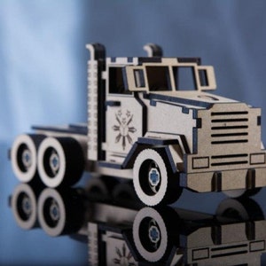 Mack Truck Tractor Big Rig Laser Cut DXF Pattern