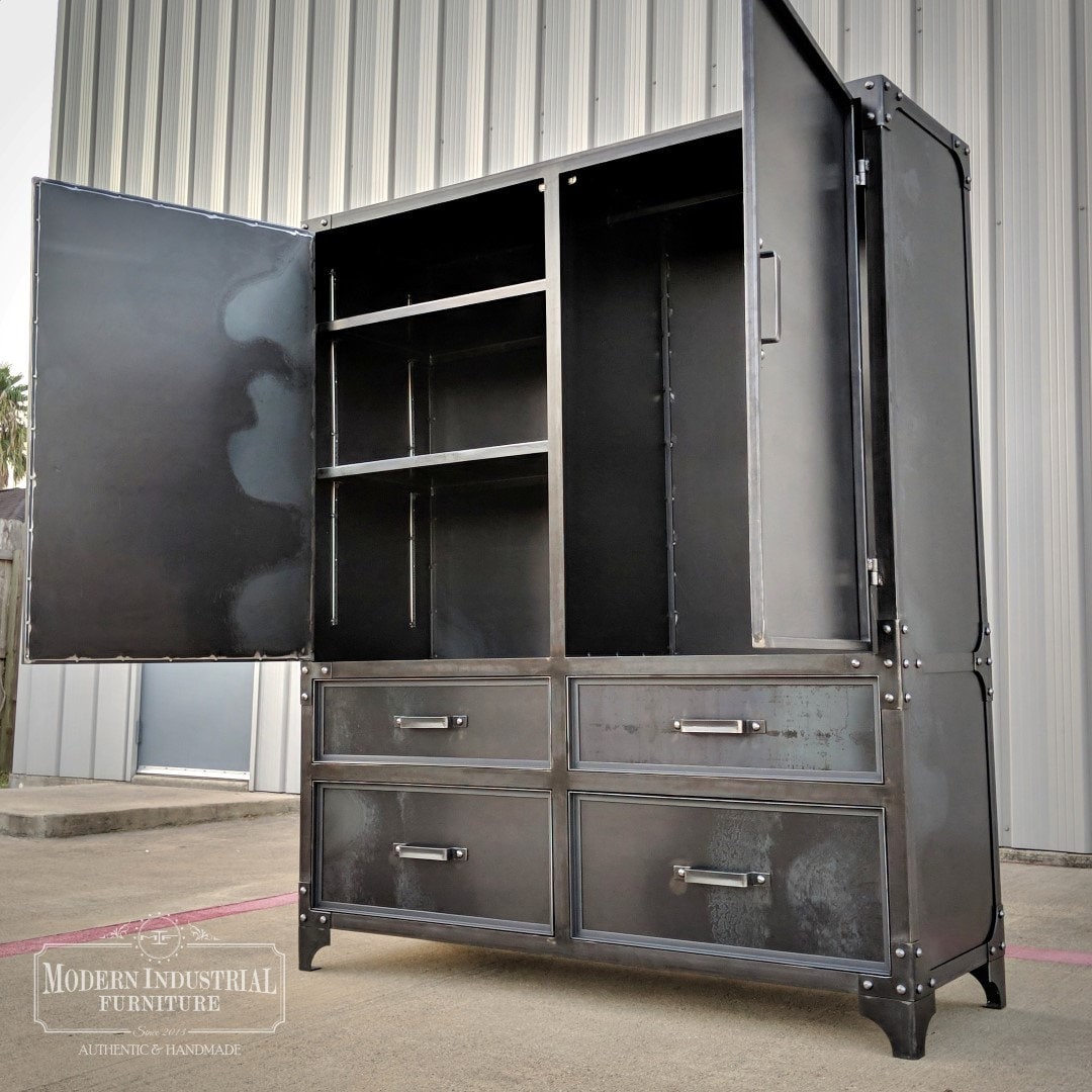 hide Closet Collection【美品】 Vintage-Inspired Grand Closet Dual Wardrobe Set with Metal