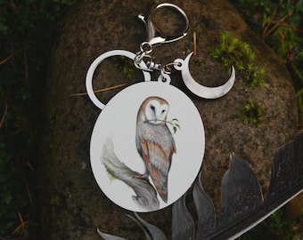 Owl Familiar - Wooden charm keyring