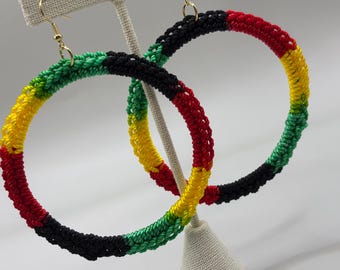 Créoles rasta audacieuses au crochet - Bijoux afrocentriques faits main - Juneteenth