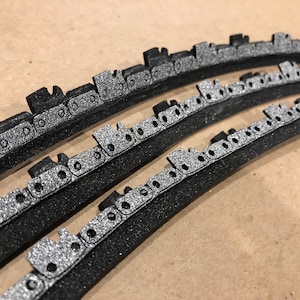 Chainsaw chain lengths -each piece is 14&quot; in  length.