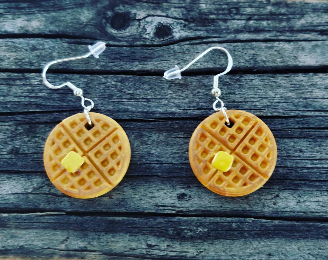 CENWA Waffle Earrings – Stainless Steel Fun Earrings, Eggo Inspired, Quirky Gift For Stranger Things Fans