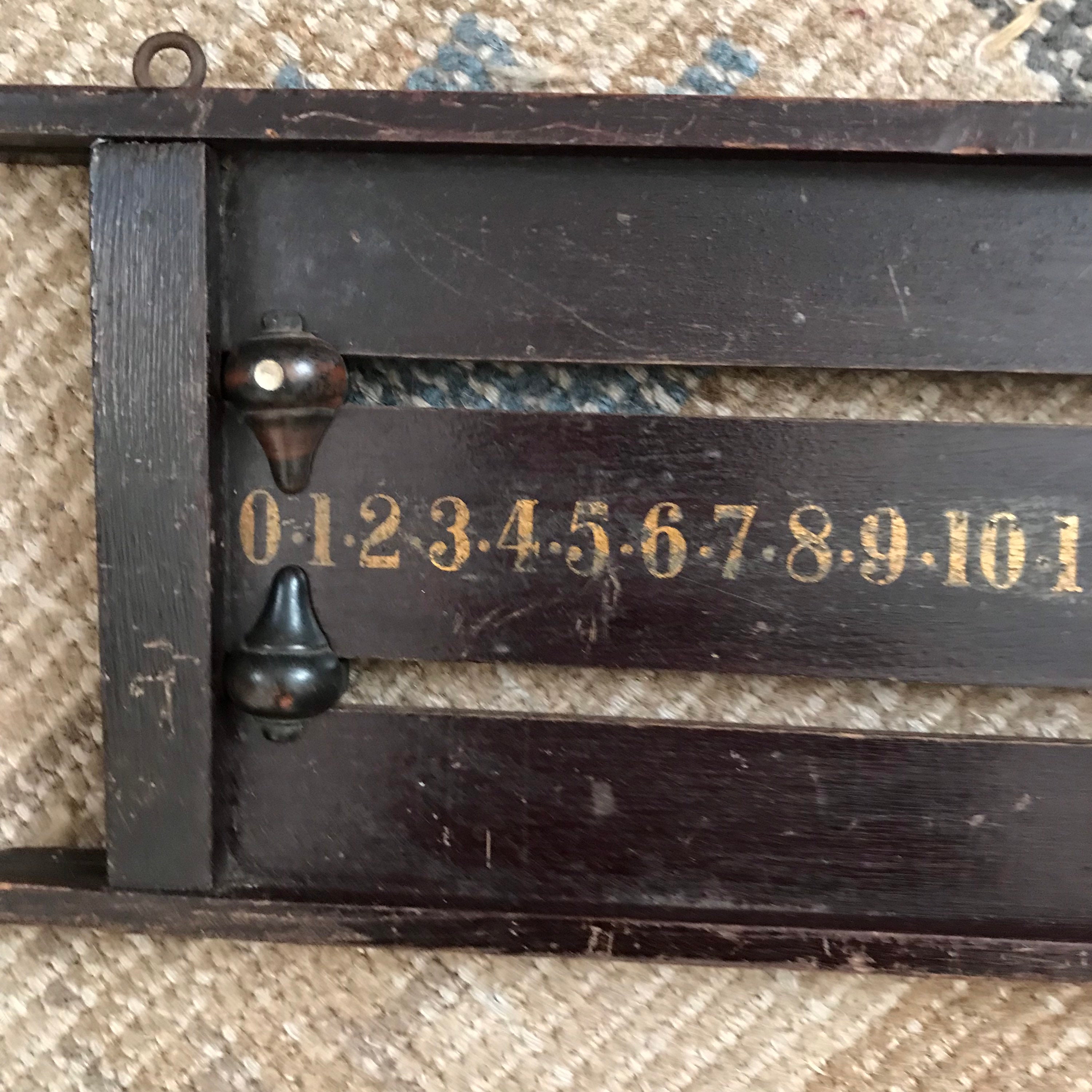 Antique English Billiards Counter Snooker Pool Game Counter Scorekeeper