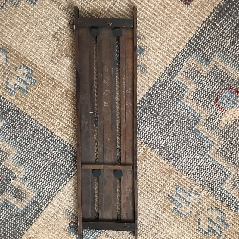 Antique English Billiards Counter Snooker Pool Game Counter Scorekeeper