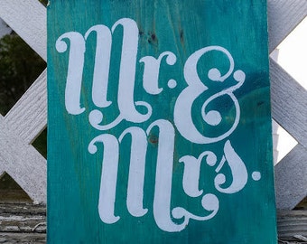 Mr e Mrs segno, segno di cerimonia nuziale, nozze di legno segno, segno di amore in legno fatti a mano, Mr e Mrs segno di legno, Mr. e Mrs. segno, regalo nuziale doccia