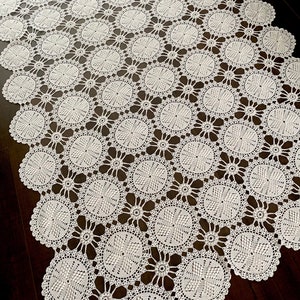 Vintage Handmade Crocheted Tablecloth: Ivory White Retro Decor (68&quot; x 42&quot;)