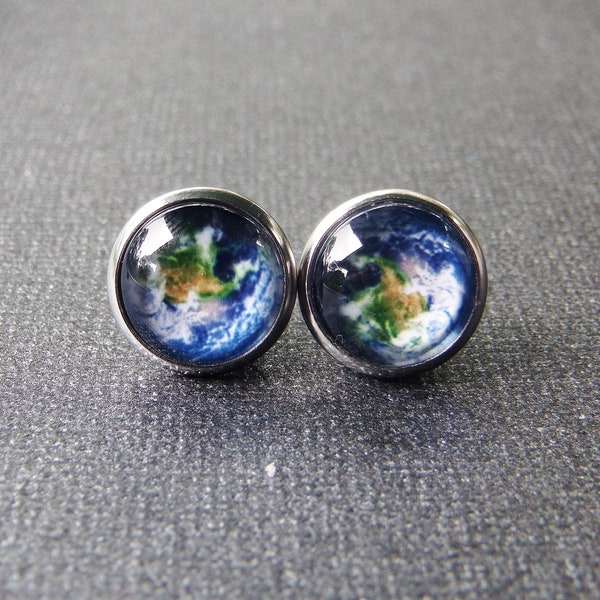 Earth earring studs, Earth Day, Earth Earrings, Planet earrings, Space earrings, planet earth, stud earrings