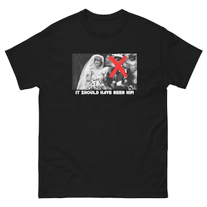 Debería haber sido la camiseta de ÉL.