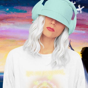 Life can be MAGICAL- Unisex Jersey Short Sleeve Tee