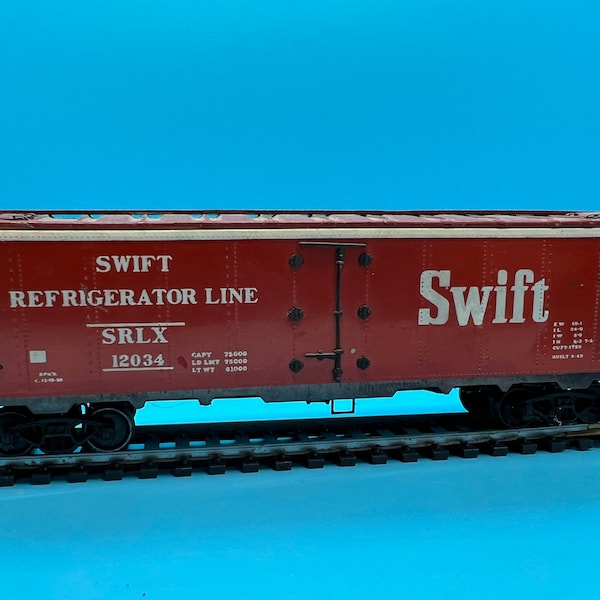 HO Scale Swift All Metal Reefer by Fleischmann #12034/no box