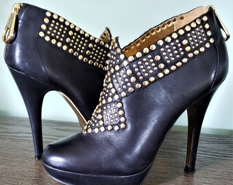 Ted Baker Black Leather Gold Stud Back Zip Stiletto Platform Bootie Size 7 BLING Xylia Bootie Ted Baker London