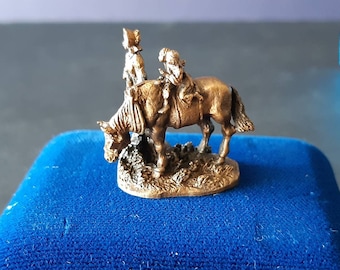 Vintage Olszewski Goebel miniature bronze.  Americana series.  Eyes on the horizon